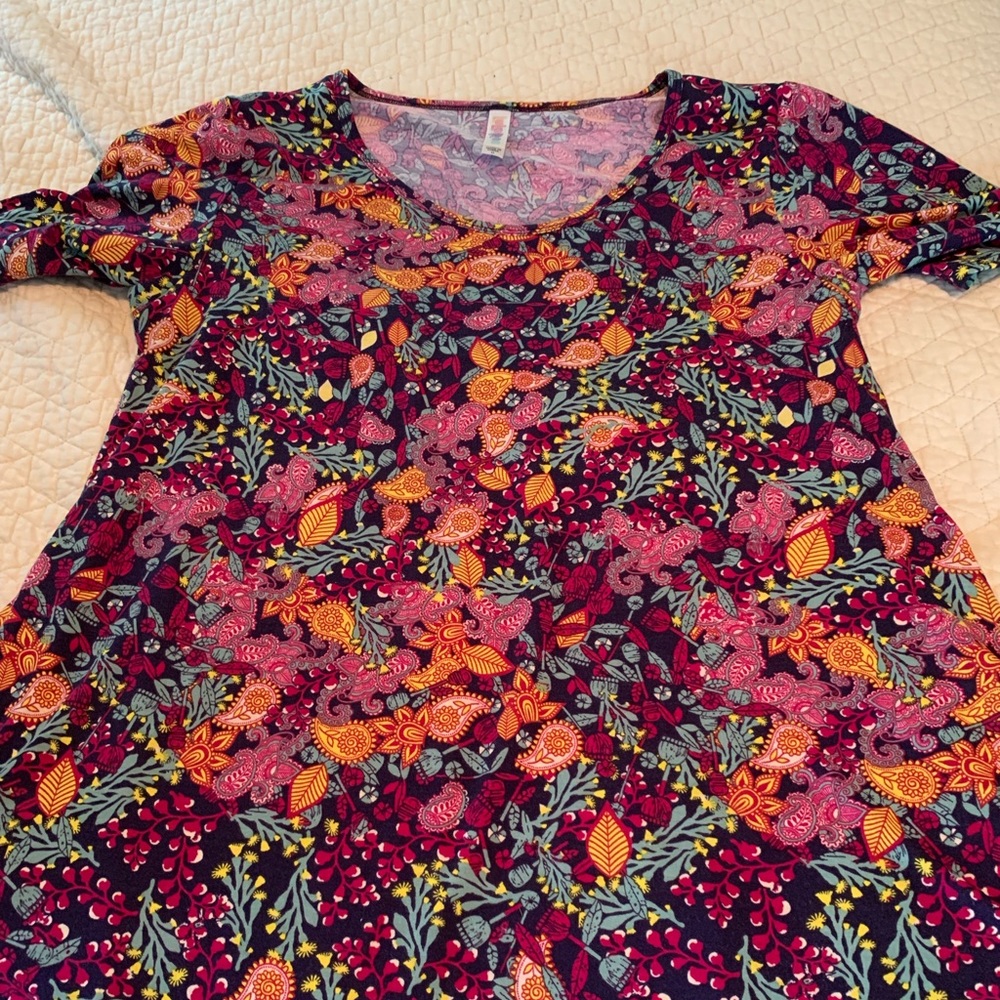 Lularoe Perfect Tee